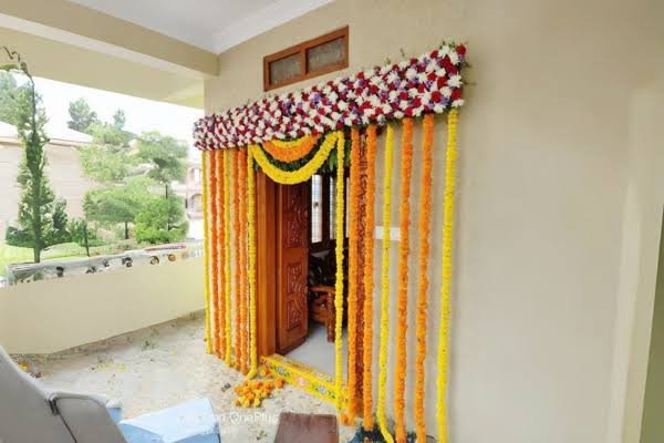 Housewarming Decorations